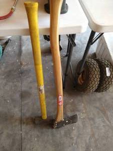 lot 481 image: Sledgehammer & Axe