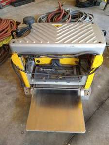 lot 494 image: DeWalt DW734 Planer - Nice