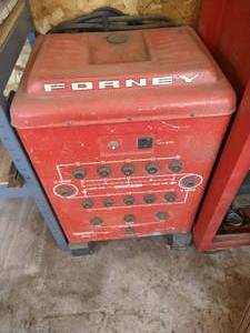 lot 501 image: Forney C5 Welder
