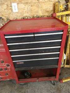 lot 504 image: Craftsman Rolling Tool Chest w Contents