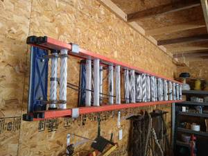 lot 506 image: Two Extension Ladders- 16 and 24