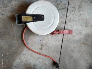 lot 539 image: 30 ft Retractable Extension Cord