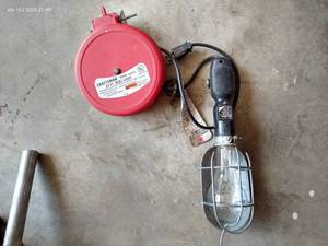 lot 542 image: Craftsman 20ft Reel Light