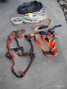 lot 546 image: Fall Protection Equipment