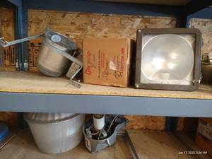 lot 574 image: Two Shelves of Light Fixtures & Parts