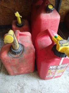 lot 597 image: Four Gas Tanks