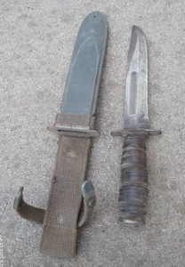 lot 161 image: Vintage Knife - WW2 Navy Fighting Knife