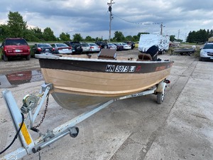 lot 6 image: 1985 Smoker-Craft Big Fisherman