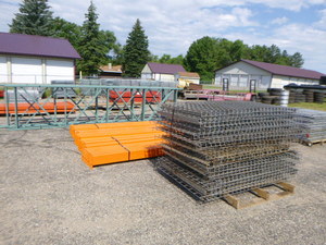lot 5 image: Pallet Racking