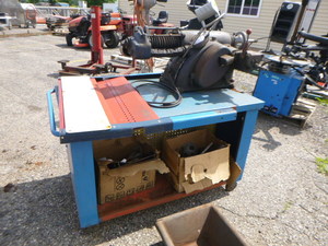 lot 10 image: Ammco Brake Lathe with Infimatic Feed