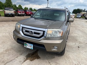 lot 4 image: 2011 Honda Pilot