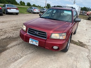 lot 14 image: 2003 Subaru Forester