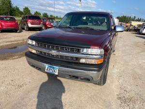 lot 12 image: 1999 Chevrolet Silverado 1500