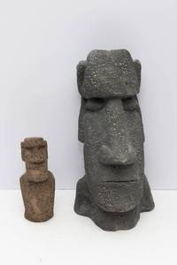 lot 567 image: Easter Island Figurines