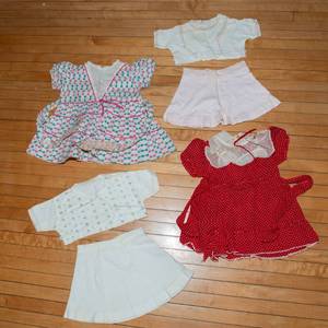 lot 597 image: Vintage Childrens Clothes