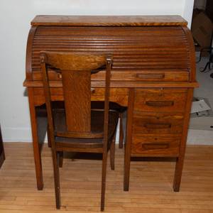 lot 637 image: Vintage Oak Roll-Top Desk with Matching Chair  Classic Charm