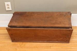 lot 656 image: Handmade Wooden Storage Box