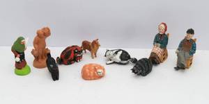 lot 659 image: Set of 10 Figurines  Hand Carved and Ceramic
