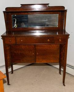 lot 25A image: Antique Oak Mirrored Buffet Table