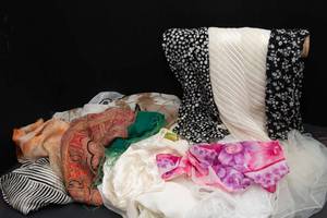 lot 642 image: Fashion Scarves  Variety of Styles & Colors