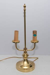 lot 736 image: Vintage Gold Toned Table Lamp - Bouillotte 2 Arm French Horn Style