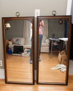 lot 770 image: Set of Two Dresser Mirrors