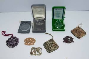 lot 782 image: Stone and Crystal Ornaments - Waterford and Galway Irish Crystal