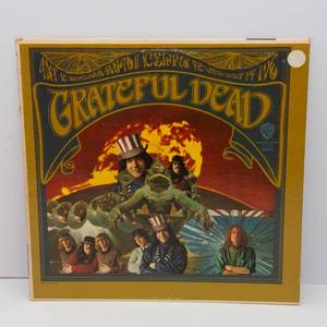 lot 7A image: Grateful Dead Vintage LP Vinyl Album  Warner Brothers 1689