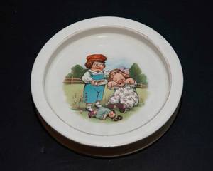 lot 808 image: Vintage Childs Dish featuring the Campbells Soup Kids made by Buffalo Pottery