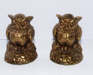 lot 843 image: Mid Century Modern Metal (possibly Brass) Owl Bookends