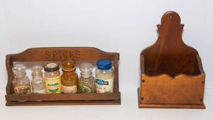 lot 488 image: Vintage Wooden Spice Rack and Wooden Mail Holder