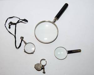 lot 495 image: Set of Three Magnifying Glasses and One Vintage Lorgnette