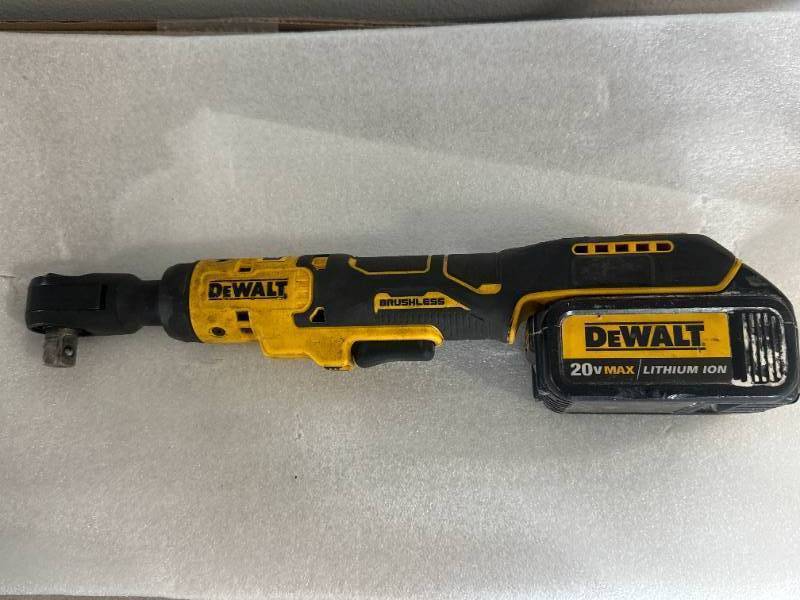lot 13 image: Dewalt 20v 12 Ratchet DCF512 (works great)