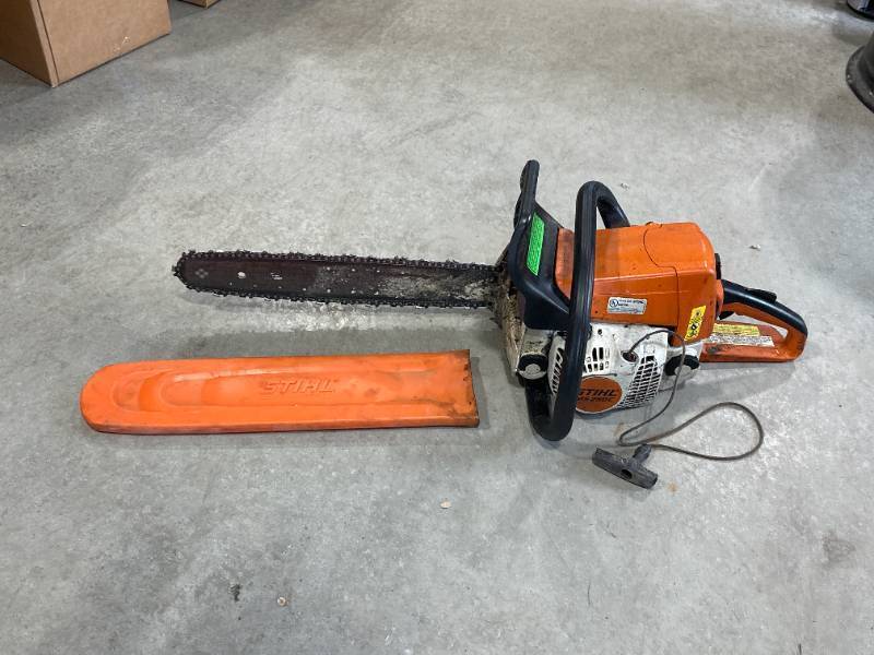 lot 51 image: Stihl MS250 Chainsaw