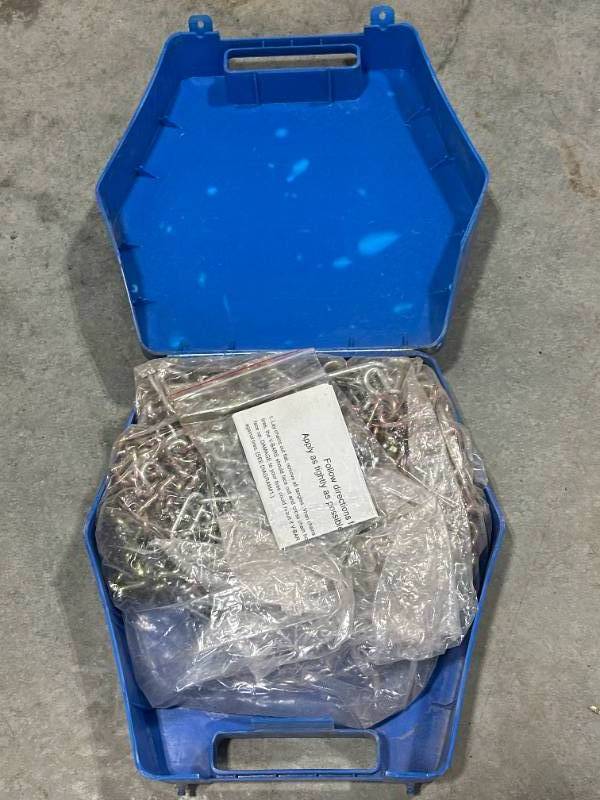 lot 54 image: ATV Tire Chains Size A 8V00