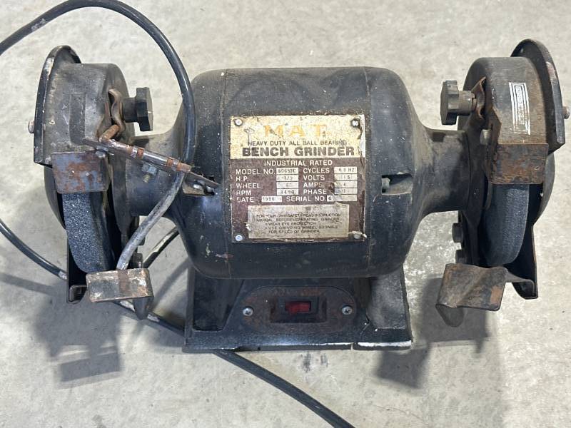 lot 81 image: Heavy Duty Bench Grinder