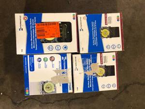 lot 19 image: Lot of Assorted Indoor Mechanical Timer with Double Pole Single Throw Switching Various Models and Conditions Customer Returns See Pictures