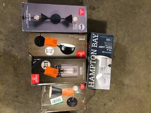 lot 30 image: Lot of Assorted Outdoor Lighting Various Models and Conditions     Customer Returns See Pictures