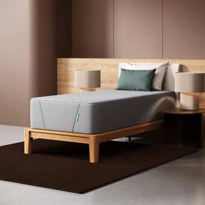lot 29 image: Siena Twin Size 14 Medium Firm Mattress in a Box