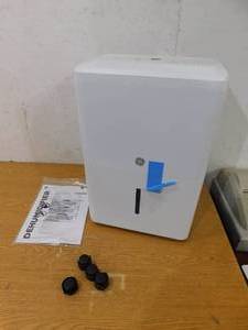 lot 11 image: GE 25-Pints for Damp Rooms Up to 1500 sq. ft. Residential Dehumidifier with Bucket in White, ENERGY STAR