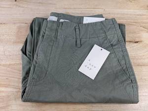 lot 88A image: Brand New A New Day Womens Olive High-Rise Straight Jeans, Size 8