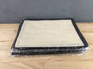 lot 121 image: 6 Brand New Cat Scratcher Pads, 11.5 x 15, Unopened