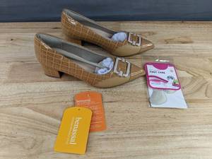 lot 160 image: Brand New Benassal Womens Size 6.5 Brown Dress Shoes with Buckle Detail