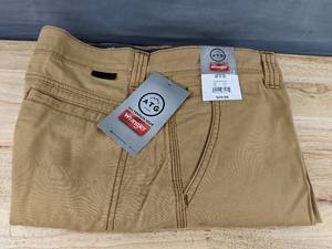 lot 93J image: Brand New Wrangler Rugged Utility Pant Size 36x32