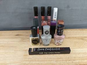 lot 77J image: New Nail Polishes, Lipsticks, and Brow Duo