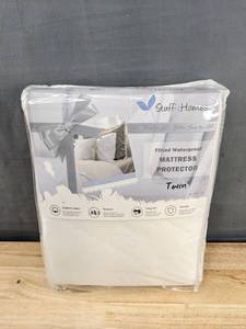lot 385 image: Brand New Stuff4Homes Fitted Waterproof Twin Mattress Protector
