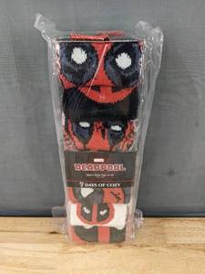 lot 97J image: 7 Brand New Marvel Deadpool Mens Socks - Size 6-12
