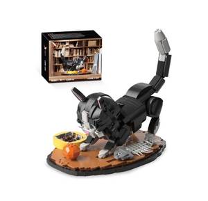 lot 54J image: Brand New 1200-Piece Xbert Cow Cat Building Set - $39.99 Retail