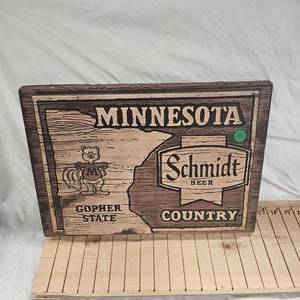 lot 23 image: Schmidt Beer Gophers Advertising