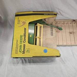 Classic Ertl 1/16th Scale John Deere Mower Conditioner #596, As New in Box